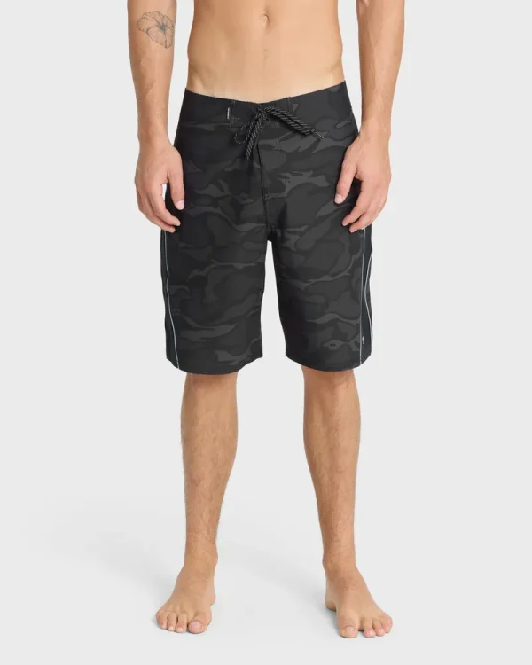 Mercury Gravity Print 21" Boardshorts