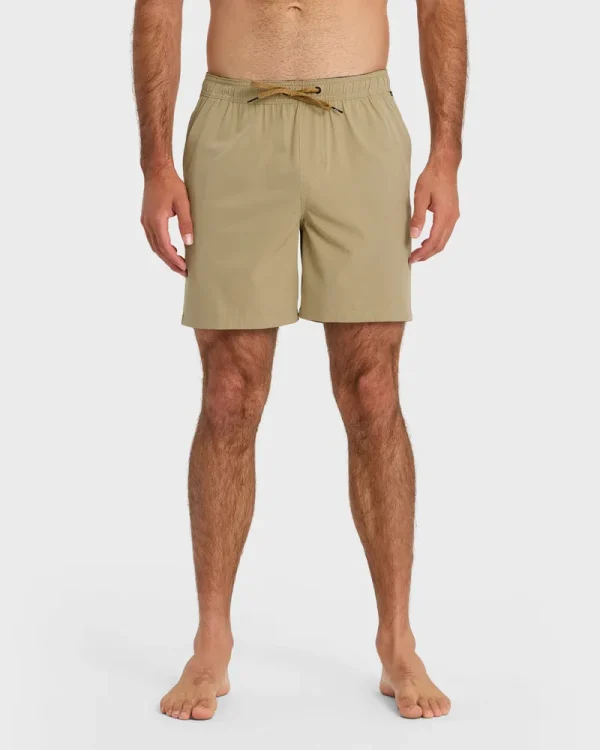 Taxer 18" Amphibian Hybrid Shorts