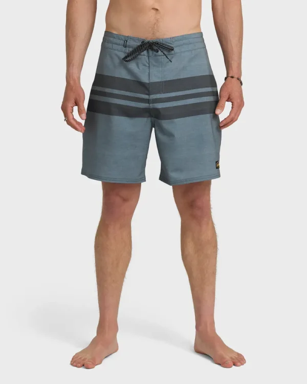 Surfsilk Street Trunk 18" Boardshorts